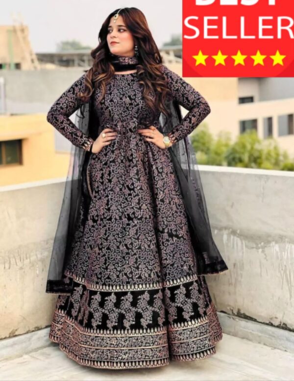 Ladies Stitched Suits In Malda - Prices, Manufacturers & Suppliers